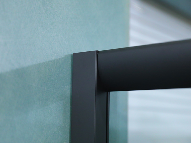 Penutupan Pancuran Mandian Kaca Terbaja SE Bingkai Aluminium Hitam Penutupan Pancuran Mandian Kaca Terbaja SE Bingkai Aluminium Hitam