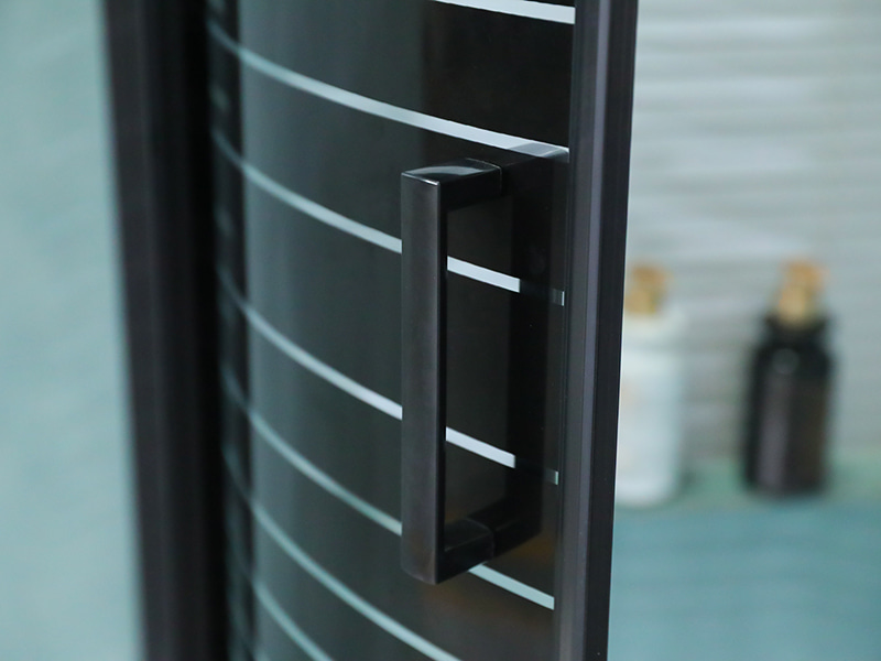 Penutupan Pancuran Mandian Kaca Terbaja SE Bingkai Aluminium Hitam Penutupan Pancuran Mandian Kaca Terbaja SE Bingkai Aluminium Hitam