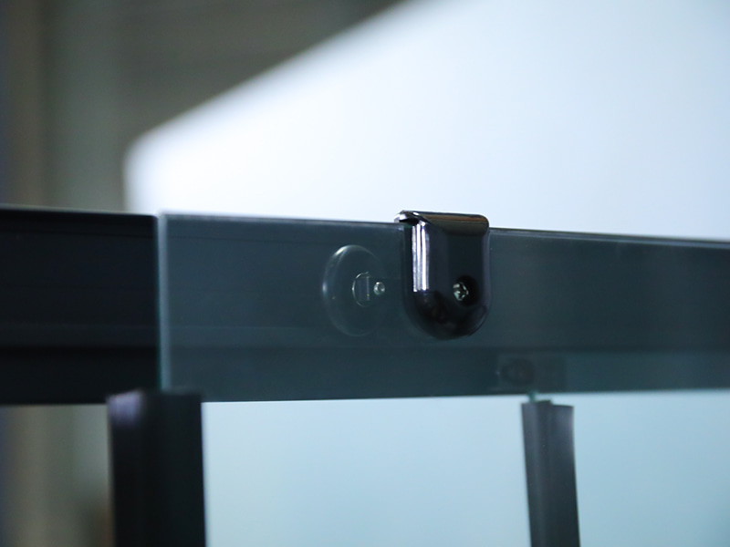 Penutupan Pancuran Mandi Gelongsor RE, Kaca Terbaja Jelas Dengan Cetakan, Profil Aluminium Hitam, Pemegang Berlubang Dua, Dengan Dulang Penutupan Pancuran Mandi Gelongsor RE, Kaca Terbaja Jelas Dengan Cetakan, Profil Aluminium Hitam, Pemegang Berlubang Dua, Dengan Dulang