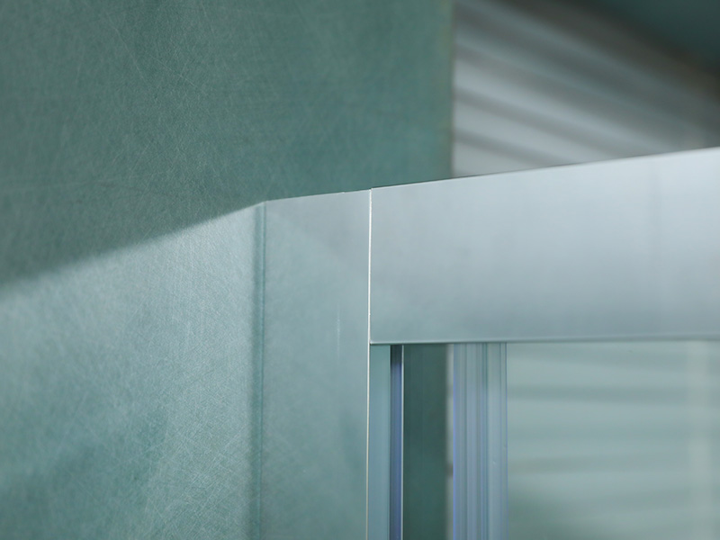 Kepungan Pancuran Mandi Gelongsor SQUARE, Kaca Terbaja Jelas Dengan Cetakan, Profil Aluminium Putih, Pemegang Berlubang Dua, Dengan Dulang Kepungan Pancuran Mandi Gelongsor SQUARE, Kaca Terbaja Jelas Dengan Cetakan, Profil Aluminium Putih, Pemegang Berlubang Dua, Dengan Dulang