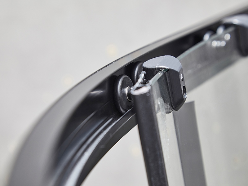 Penutup Pancuran Mandi Gelongsor SE, Kaca Terbaja Jelas, Profil Aluminium Hitam, Pemegang Dua Lubang, Tanpa Dulang Penutup Pancuran Mandi Gelongsor SE, Kaca Terbaja Jelas, Profil Aluminium Hitam, Pemegang Dua Lubang, Tanpa Dulang